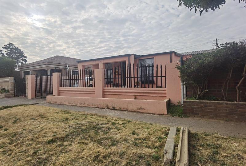 3 Bedroom Property for Sale in Riverlea Gauteng