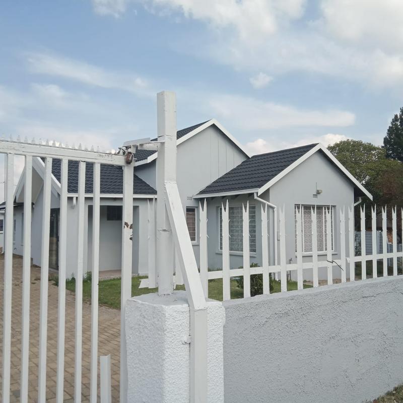 3 Bedroom Property for Sale in Freeway Park Gauteng