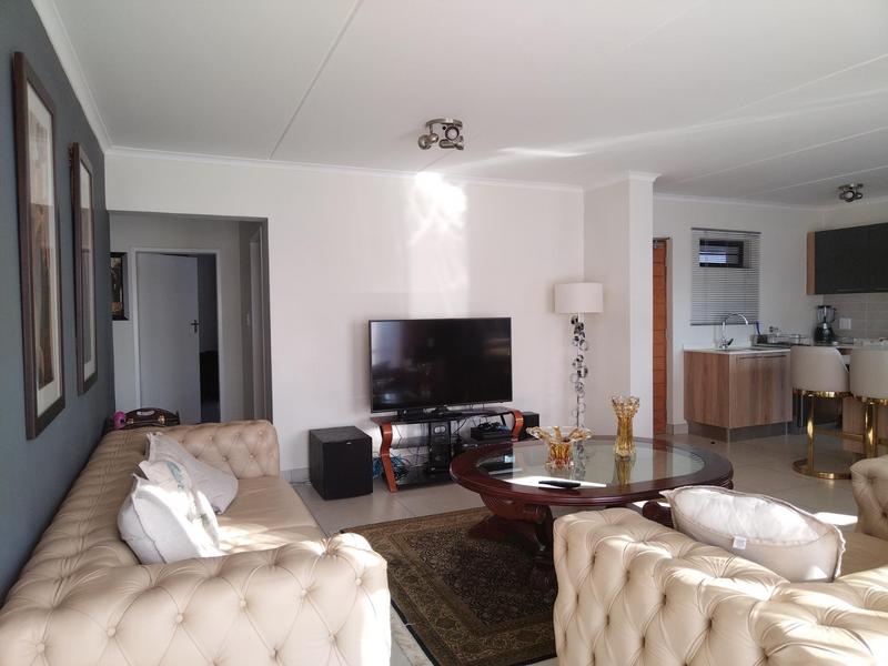 3 Bedroom Property for Sale in Glen Marais Gauteng