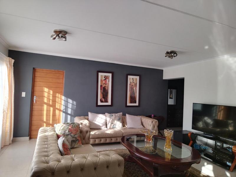 3 Bedroom Property for Sale in Glen Marais Gauteng