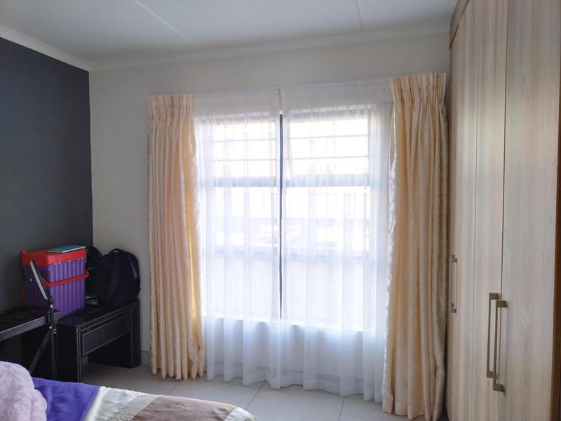 3 Bedroom Property for Sale in Glen Marais Gauteng