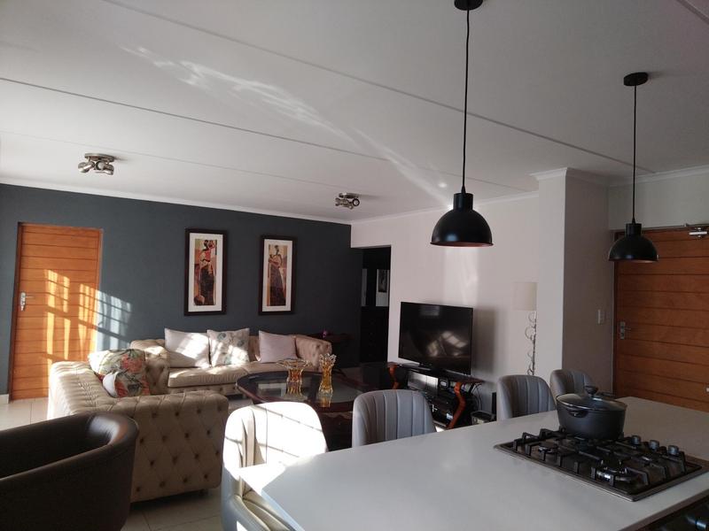 3 Bedroom Property for Sale in Glen Marais Gauteng