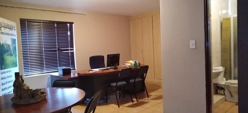 5 Bedroom Property for Sale in Norkem Park Gauteng