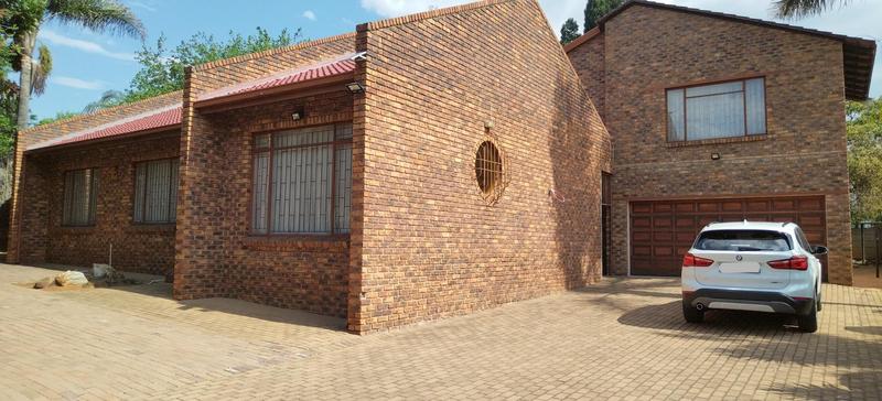 5 Bedroom Property for Sale in Norkem Park Gauteng