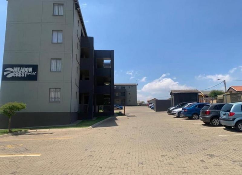 2 Bedroom Property for Sale in Fleurhof Gauteng