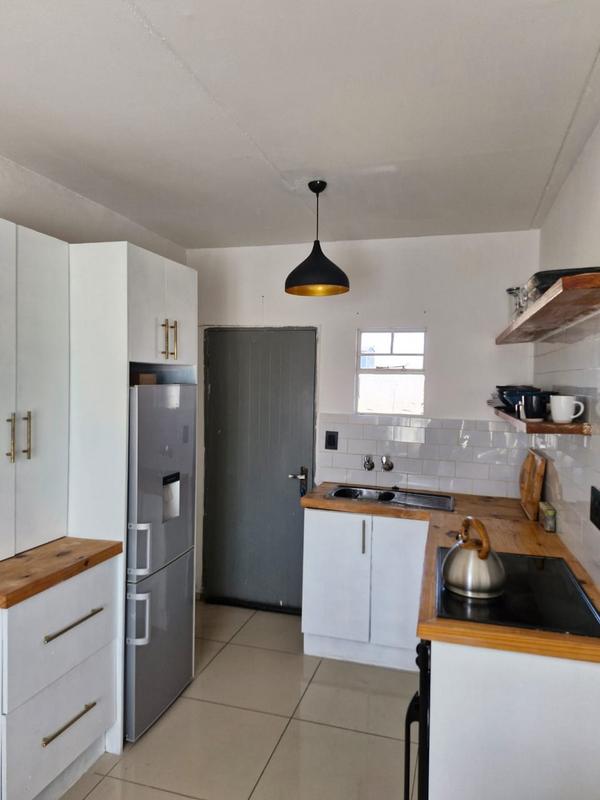 2 Bedroom Property for Sale in Fleurhof Gauteng