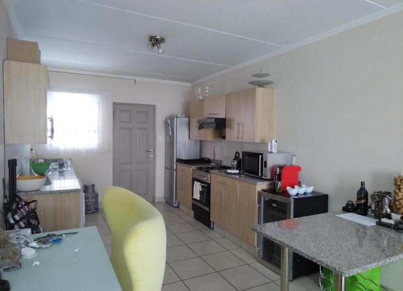 3 Bedroom Property for Sale in Beverley Gauteng