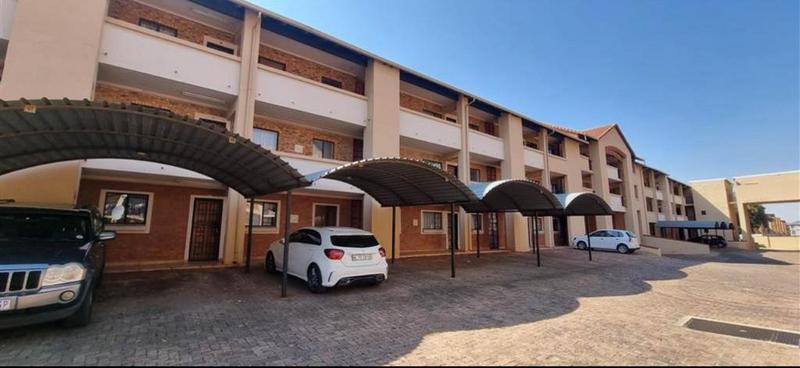 1 Bedroom Property for Sale in Carlswald North Estate Gauteng