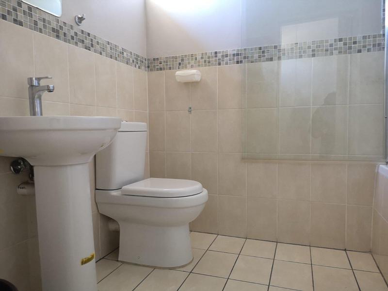 1 Bedroom Property for Sale in Noordwyk Gauteng