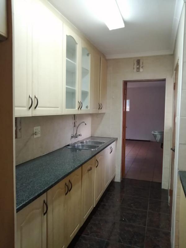 6 Bedroom Property for Sale in Selcourt Gauteng