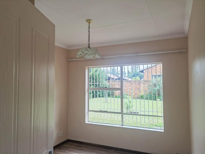 6 Bedroom Property for Sale in Selcourt Gauteng