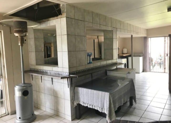 3 Bedroom Property for Sale in Selcourt Gauteng