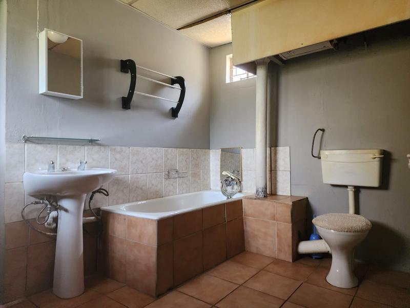 3 Bedroom Property for Sale in Selection Park Gauteng