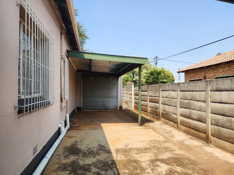 3 Bedroom Property for Sale in Selection Park Gauteng