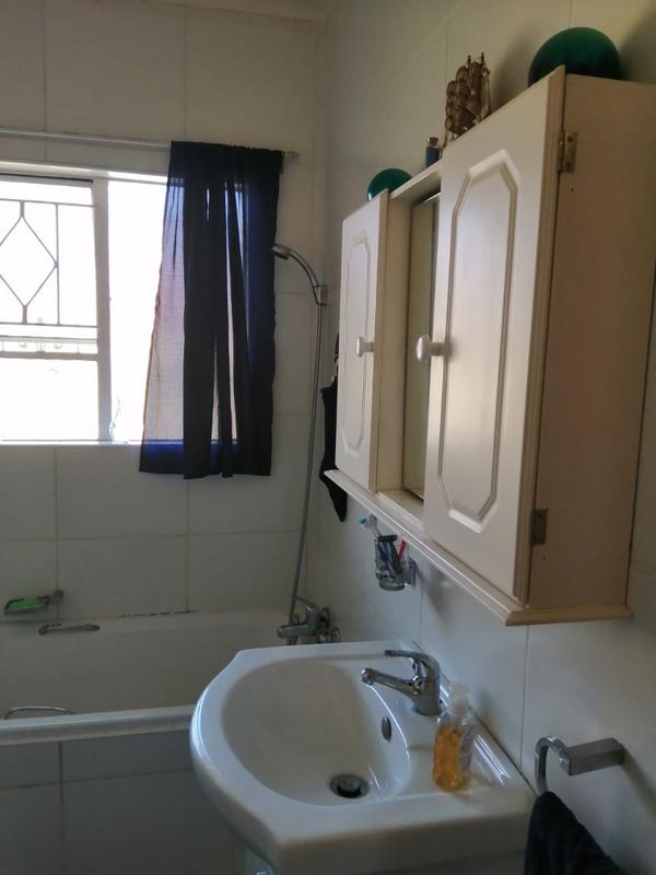 2 Bedroom Property for Sale in Strubenvale Gauteng