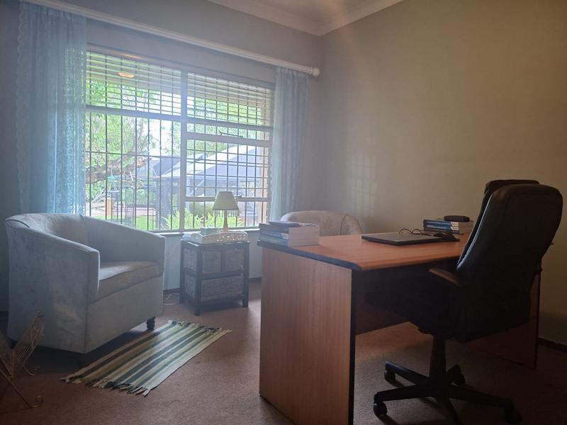 3 Bedroom Property for Sale in Strubenvale Gauteng