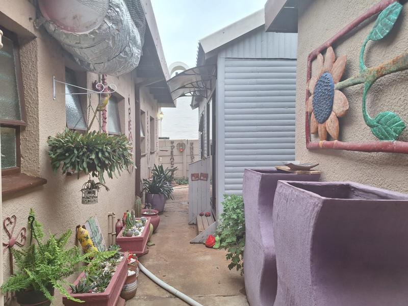 3 Bedroom Property for Sale in Strubenvale Gauteng