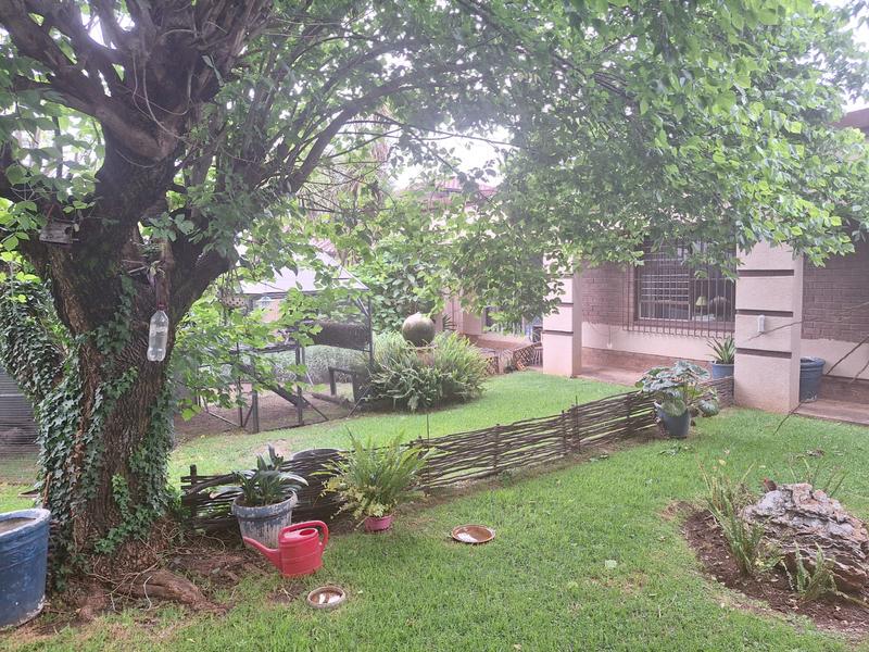 3 Bedroom Property for Sale in Strubenvale Gauteng