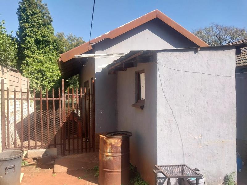 3 Bedroom Property for Sale in Clayville Gauteng