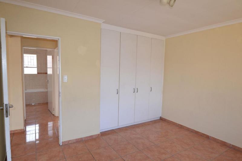 2 Bedroom Property for Sale in Vorna Valley Gauteng
