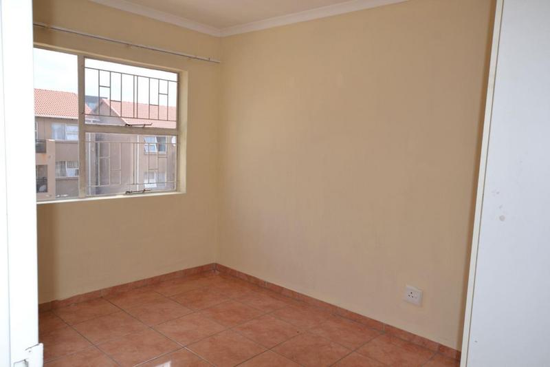 2 Bedroom Property for Sale in Vorna Valley Gauteng