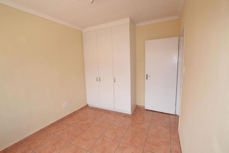 2 Bedroom Property for Sale in Vorna Valley Gauteng