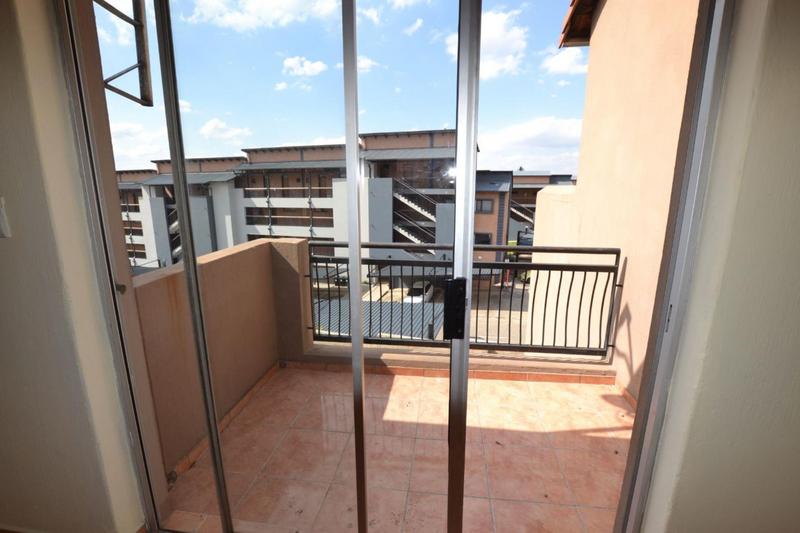 2 Bedroom Property for Sale in Vorna Valley Gauteng