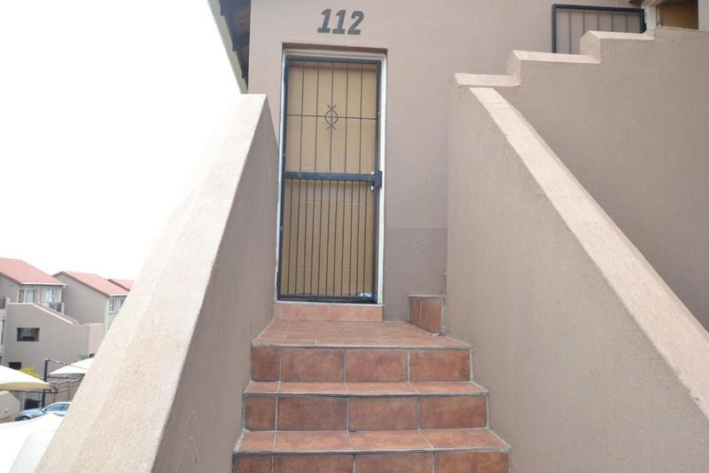 2 Bedroom Property for Sale in Vorna Valley Gauteng
