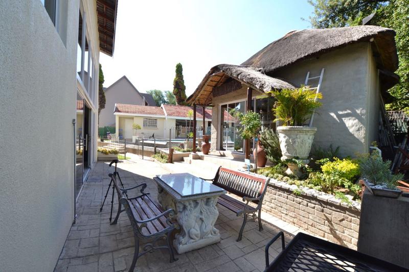 5 Bedroom Property for Sale in Vorna Valley Gauteng