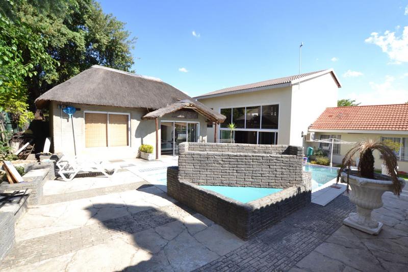 5 Bedroom Property for Sale in Vorna Valley Gauteng