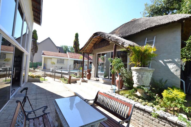 5 Bedroom Property for Sale in Vorna Valley Gauteng