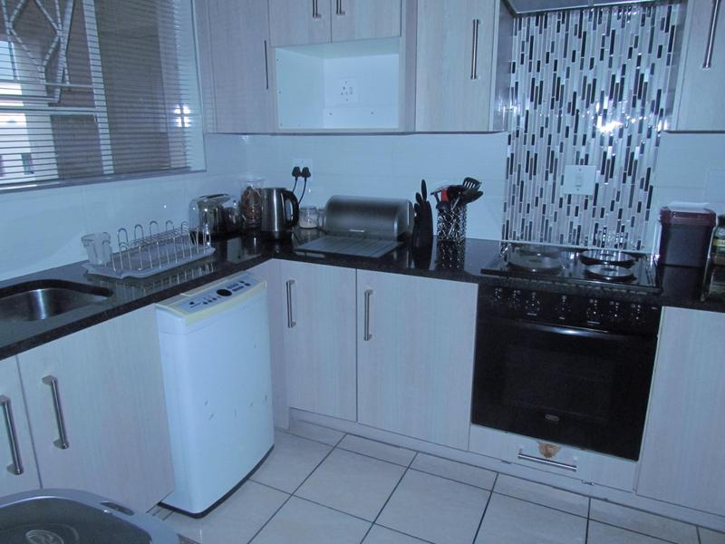 2 Bedroom Property for Sale in Vorna Valley Gauteng