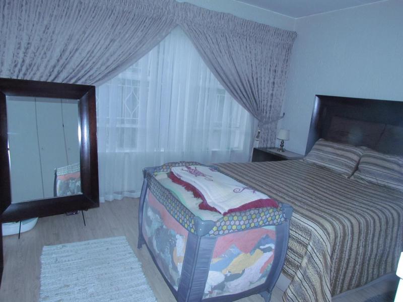 2 Bedroom Property for Sale in Vorna Valley Gauteng