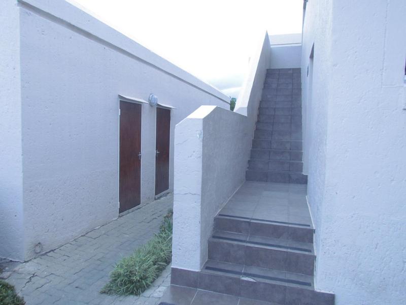 2 Bedroom Property for Sale in Vorna Valley Gauteng