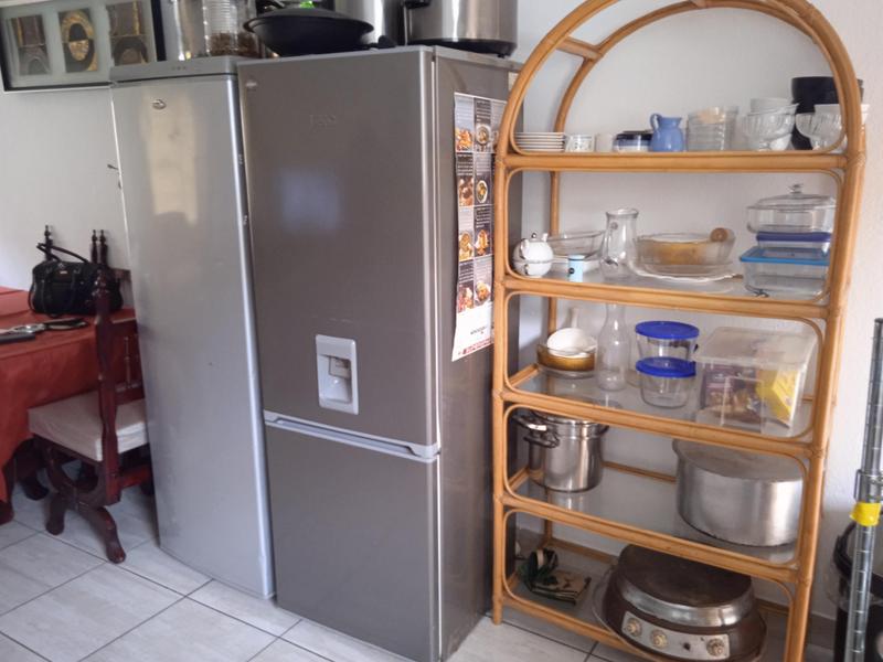 2 Bedroom Property for Sale in Vorna Valley Gauteng