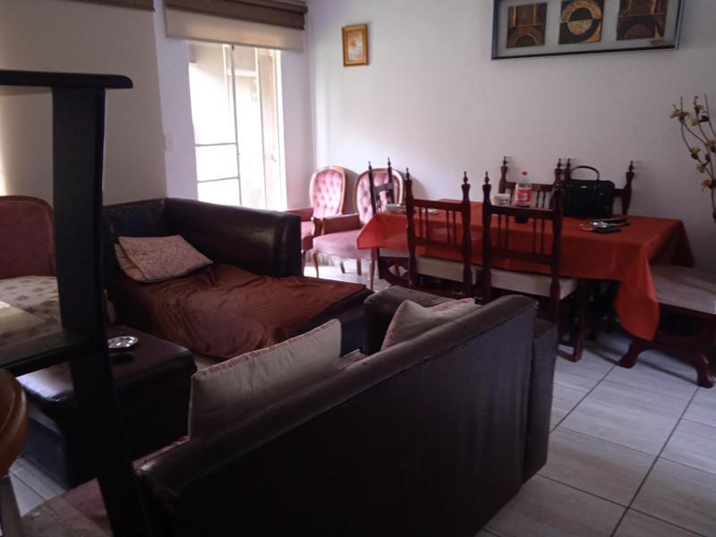 2 Bedroom Property for Sale in Vorna Valley Gauteng