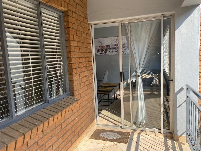1 Bedroom Property for Sale in Vorna Valley Gauteng