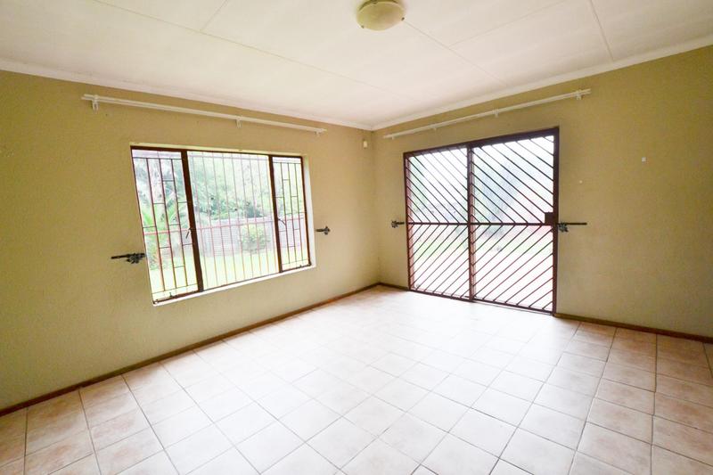 4 Bedroom Property for Sale in Heuweloord Gauteng