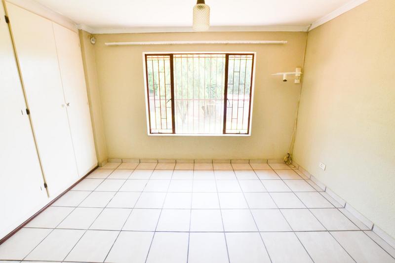 4 Bedroom Property for Sale in Heuweloord Gauteng