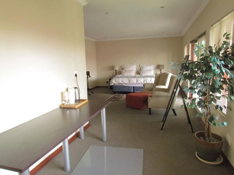 5 Bedroom Property for Sale in Highveld Gauteng