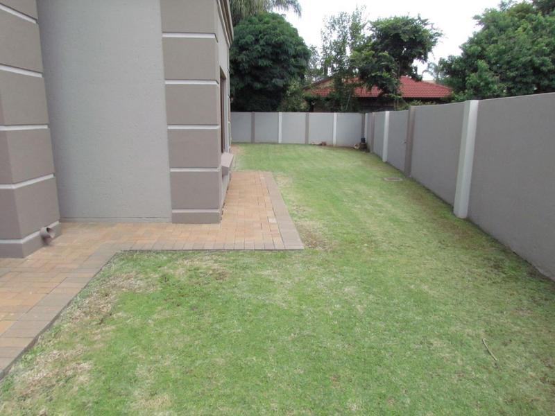 5 Bedroom Property for Sale in Highveld Gauteng