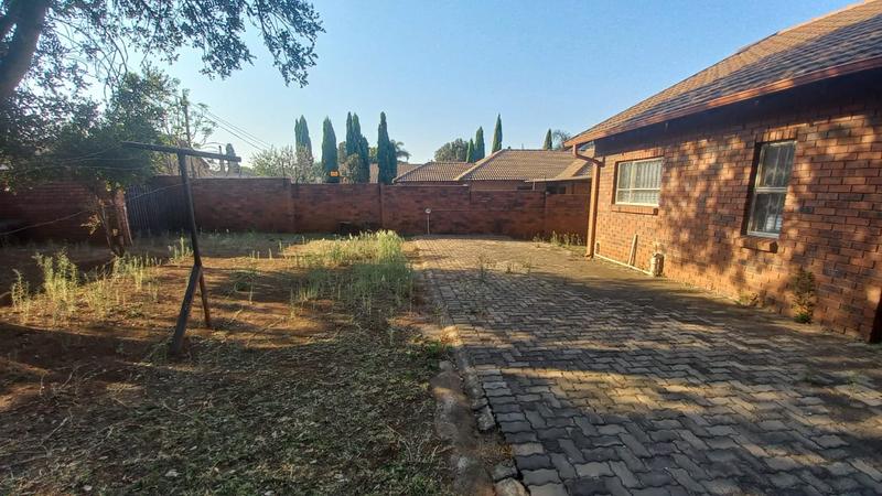 4 Bedroom Property for Sale in Lyttelton Gauteng