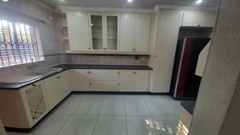 4 Bedroom Property for Sale in Lyttelton Gauteng