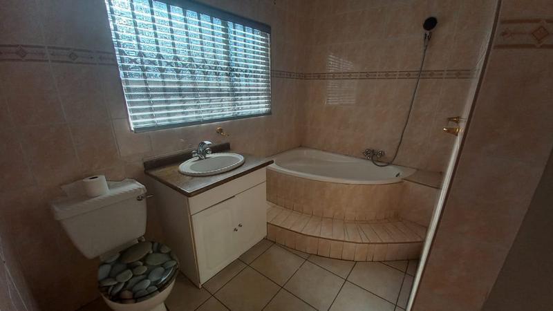 4 Bedroom Property for Sale in Lyttelton Gauteng