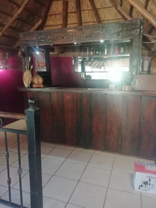 5 Bedroom Property for Sale in Mnandi Gauteng