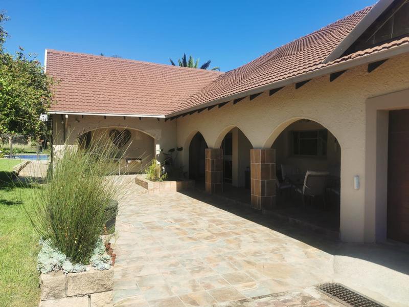4 Bedroom Property for Sale in Mnandi Gauteng