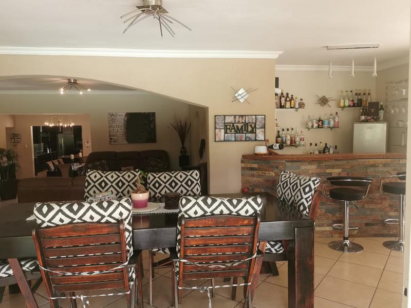 4 Bedroom Property for Sale in Mnandi Gauteng