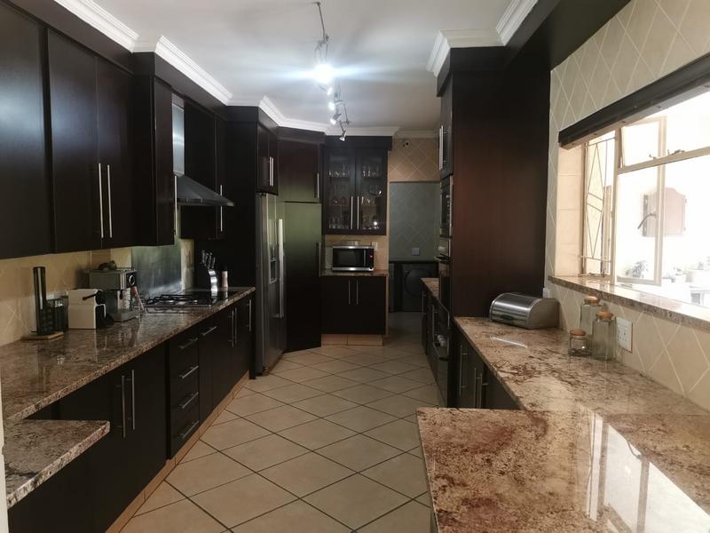 4 Bedroom Property for Sale in Mnandi Gauteng
