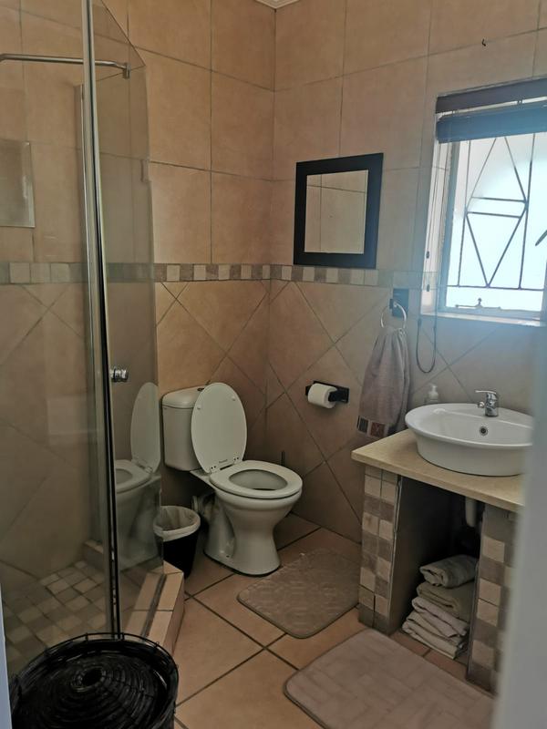 4 Bedroom Property for Sale in Mnandi Gauteng