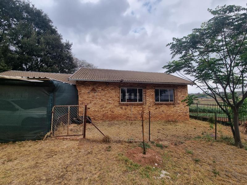 4 Bedroom Property for Sale in Mnandi Gauteng